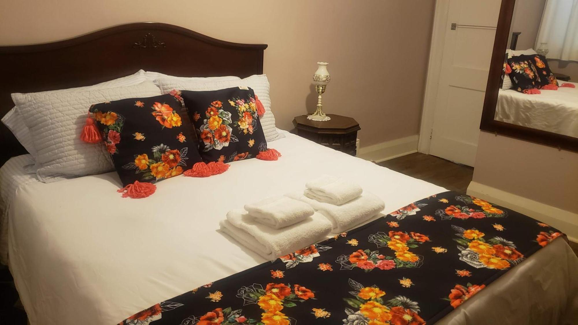 Blue Spruce Bed And Breakfast Muskoka 格雷文赫斯特 外观 照片