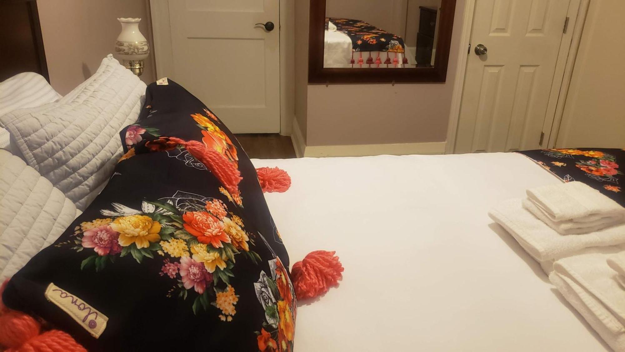 Blue Spruce Bed And Breakfast Muskoka 格雷文赫斯特 外观 照片